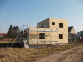 maison contemporaine en cours de construction à Auxonne