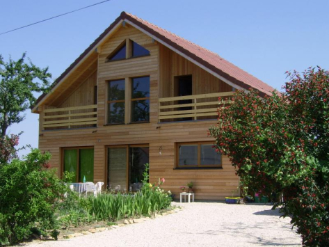 Maison classique bardage douglas